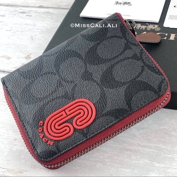 NWT COACH Medium Zip Around Wallet w/ Patch - Red - Picture 5 of 15